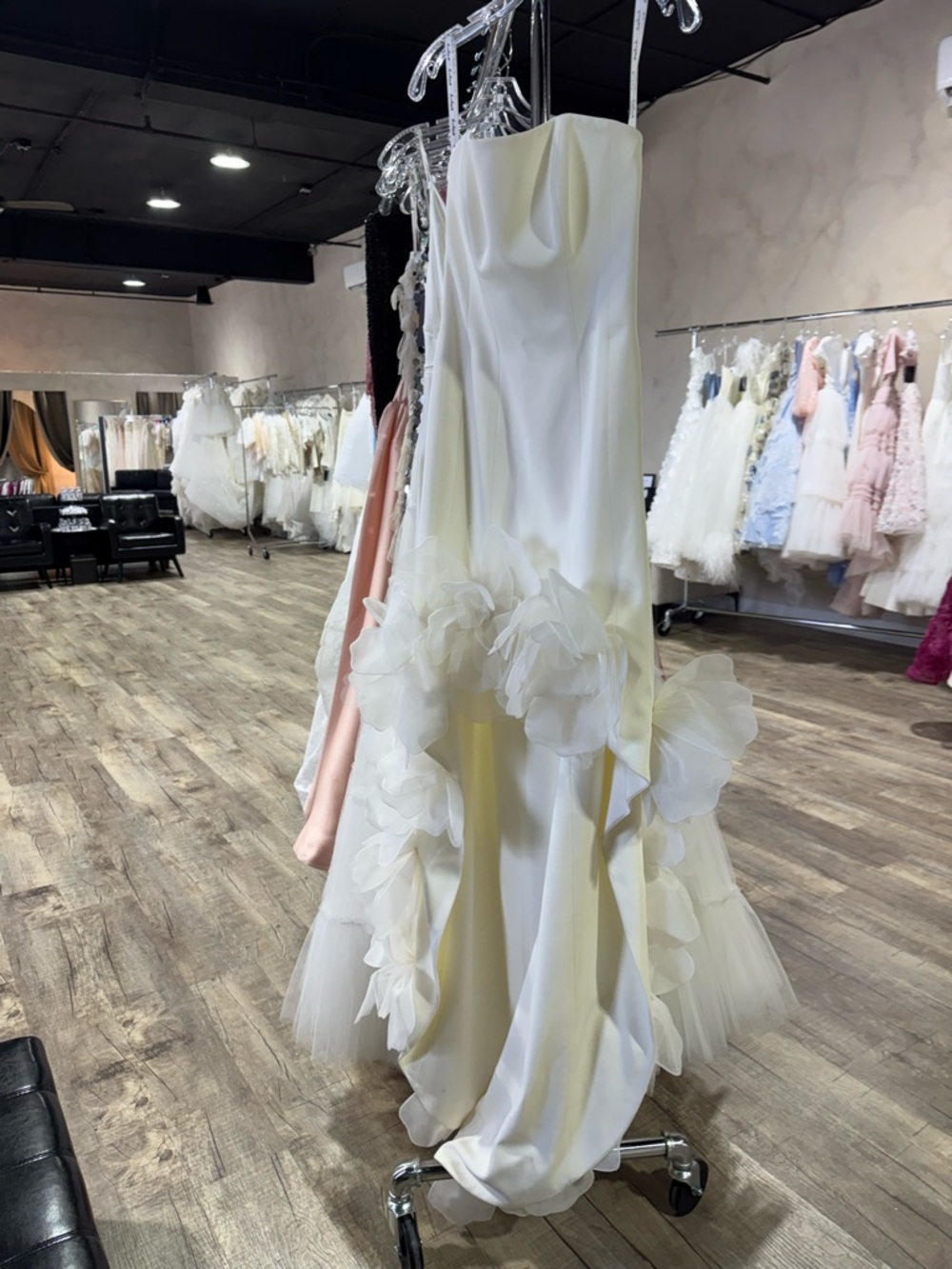 Elegant Ivory High-Low Floral Hem Strapless Dress